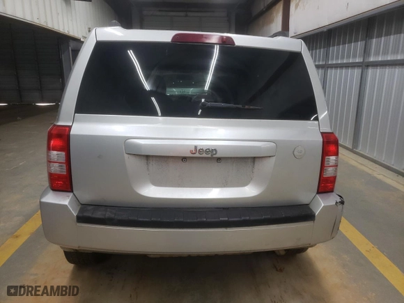 2010 Jeep Patriot Sport with VIN 1J4NT2GA7AD519672, listed as a Copart auction lot 81112234 with 237,483 mi miles and Clean Title. Bid and sale history available at carsss.com. Image 6.
