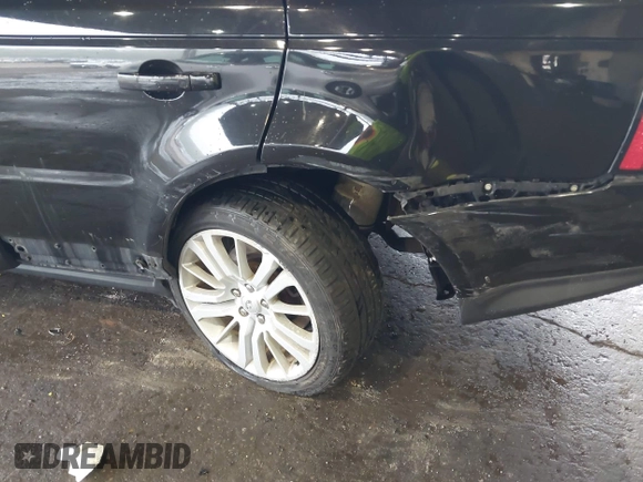 2013 Land Rover Range Rover Sport HSE Lux with VIN SALSK2D45DA770330, listed as a IAAI auction lot 42507147 with 137,007 mi miles and . Bid and sale history available at DreamBid. Image 6.