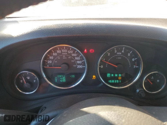 2014 Jeep Wrangler Unlimited Sahara with VIN 1C4BJWEG1EL109197, listed as a Copart auction lot 41699645 with 168,391 mi miles and Salvage Title. Bid and sale history available at carsss.com. Image 9.