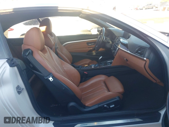 2016 BMW 4 Series 428i с VIN WBA3V7C54G5A28413, выставлен на аукционе IAAI как лот 41879939 с пробегом 86 000 миль миль и . История ставок и продаж доступна на DreamBid. Изображение 5.