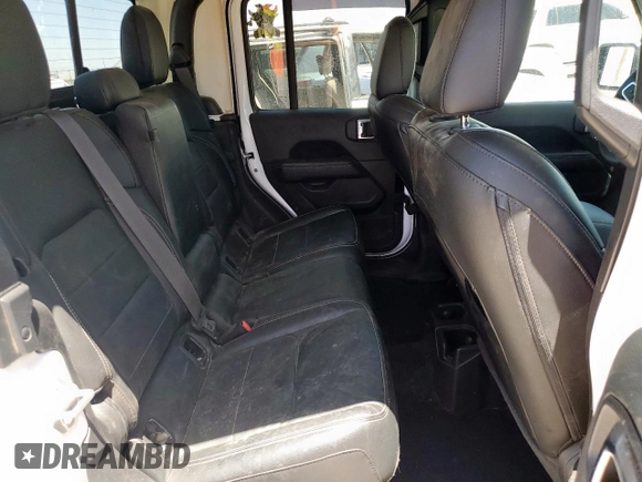 2023 Jeep Gladiator Overland z VIN 1C6HJTFG8PL553372, wystawiony jako Copart lot #57250875 z przebiegiem 14 725 mil mil oraz Szkoda całkowita • Salvage title. Historia ofert i sprzedaży dostępna na DreamBid. Obrazek 10.