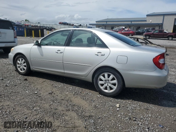 2004 Toyota Camry LE with VIN 4T1BF30K84U588220, listed as a Copart auction lot 54441185 with 165,890 mi miles and Non Repairable. Bid and sale history available at carsss.com. Image 2.