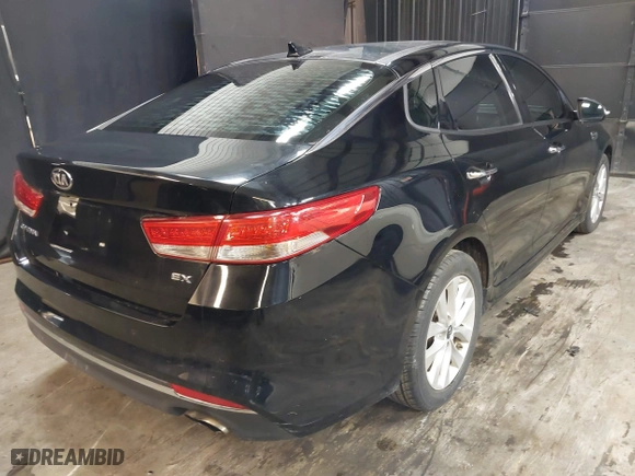 2017 Kia Optima EX with VIN 5XXGU4L38HG168057, listed as a IAAI auction lot 41422935 with 101,552 mi miles. Bid and sale history available at carsss.com. Image 4.