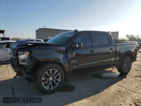 2024 Chevrolet Silverado 1500 RST with VIN 2GCUDEEDXR1139228, listed as a Copart auction lot 85792904 with 2,688 mi miles and Salvage Title. Bid and sale history available at carsss.com. Image 1.