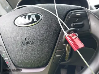 2015 Kia Forte LX with VIN KNAFK4A67F5426212, listed as a IAAI auction lot 40493636 with 85,216 mi miles. Bid and sale history available at carsss.com. Image 11.