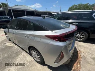 2017 Toyota Prius Plus с VIN JTDKARFP1H3005961, выставлен на аукционе Copart как лот 62180305 с пробегом 143 492 миль миль и Списание • Salvage title. История ставок и продаж доступна на DreamBid. Изображение 3.