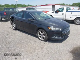 2013 Ford Fusion SE with VIN 3FA6P0H7XDR335902, listed as a IAAI auction lot 42561492 with Not provided miles and . Bid and sale history available at DreamBid. Image 1.