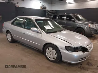 2001 Honda Accord LX z VIN 1HGCG16481A086342, wystawiony jako IAAI lot #41452840 z przebiegiem 166 461 mil mil oraz . Historia ofert i sprzedaży dostępna na DreamBid. Obrazek 1.