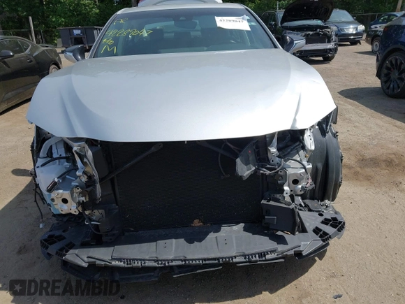 2020 Lexus ES 350 with VIN 58ADZ1B11LU068649, listed as a IAAI auction lot 42289047 with 38,593 mi miles and . Bid and sale history available at DreamBid. Image 12.