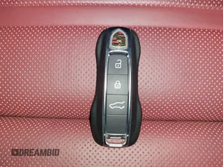 2024 Porsche Cayenne S с VIN WP1AL2AY3RDA32831, выставлен на аукционе IAAI как лот 40750798 с пробегом Не указан миль и . История ставок и продаж доступна на DreamBid. Изображение 11.