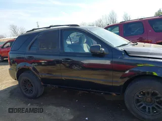 2006 Kia Sorento LX with VIN KNDJC733465634501, listed as a IAAI auction lot 41796833 with 213,013 mi miles. Bid and sale history available at carsss.com. Image 13.