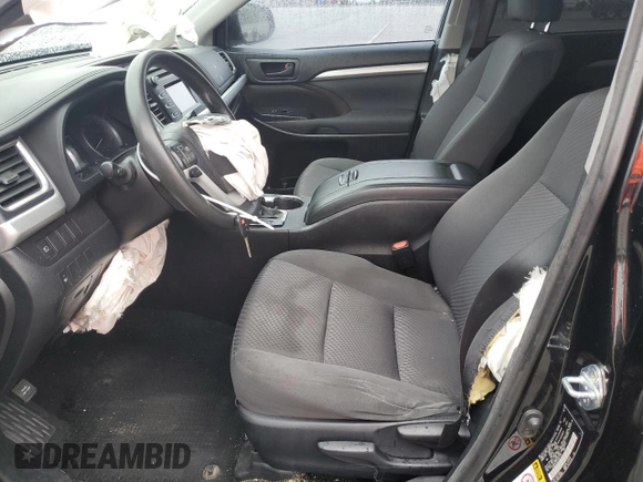 2018 Toyota Highlander LE z VIN 5TDBZRFH3JS871179, wystawiony jako Copart lot #59553235 z przebiegiem 130 069 mil mil oraz Szkoda całkowita • Salvage title. Historia ofert i sprzedaży dostępna na DreamBid. Obrazek 7.