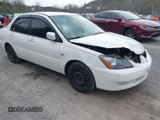 2005 Mitsubishi Lancer ES with VIN JA3AJ26E15U011460, listed as a IAAI auction lot 41955427 with 343,559 mi miles. Bid and sale history available at carsss.com. Image 1.
