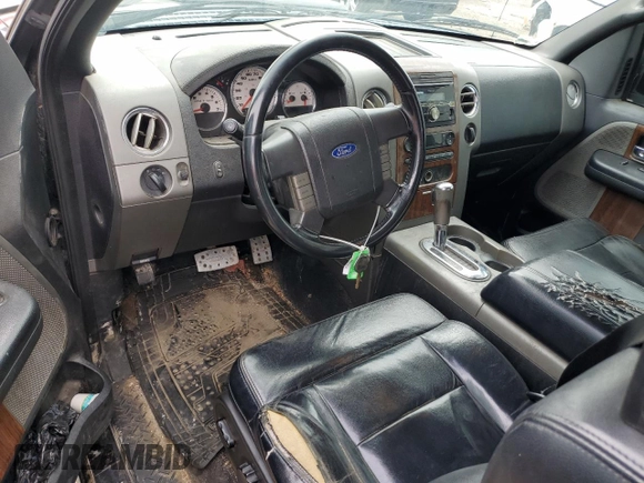 2004 Ford F-150 XLT with VIN 1FTPX14574NB96033, listed as a Copart auction lot 54714585 with 193,202 mi miles and Salvage title. Bid and sale history available at DreamBid. Image 8.