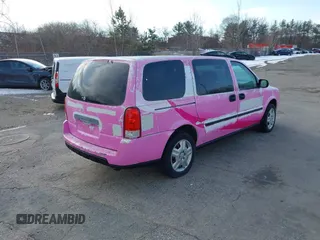 2006 Chevrolet Uplander LS Fleet with VIN 1GNDV23L76D138499, listed as a IAAI auction lot 41241378 with Not Provided miles. Bid and sale history available at carsss.com. Image 4.
