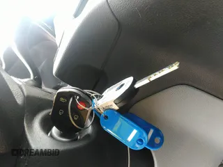 2019 Ford Transit с VIN 1FTYR1CM5KKA70355, выставлен на аукционе IAAI как лот 41923944 с пробегом 158 426 миль миль и . История ставок и продаж доступна на DreamBid. Изображение 11.