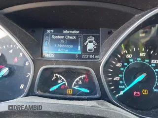 2014 Ford Escape SE with VIN 1FMCU0GX6EUA77052, listed as a IAAI auction lot 41344294 with 223,184 mi miles. Bid and sale history available at carsss.com. Image 7.