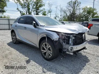 2025 Lexus RX with VIN JTJCHMAA7S2022313, listed as a Copart auction lot 54228305 with 1,886 mi miles and Salvage Title. Bid and sale history available at carsss.com. Image 4.