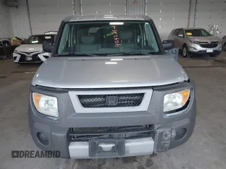 2003 Honda Element EX с VIN 5J6YH28563L034190, выставлен на аукционе IAAI как лот 42427501 с пробегом 248 703 миль миль и . История ставок и продаж доступна на DreamBid. Изображение 12.