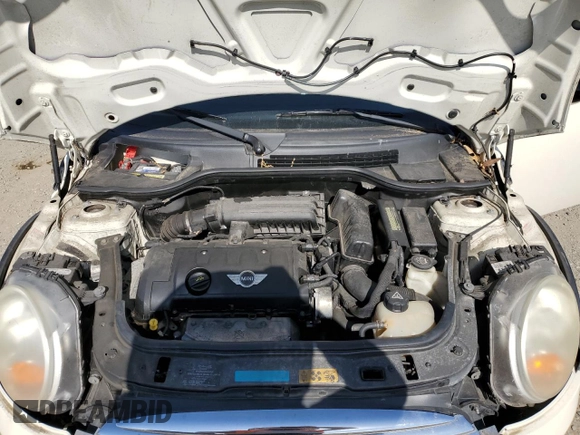 2010 MINI Hardtop with VIN WMWMF3C5XATZ66863, listed as a Copart auction lot 55695585 with 59,294 mi miles and Clean Title. Bid and sale history available at DreamBid. Image 11.