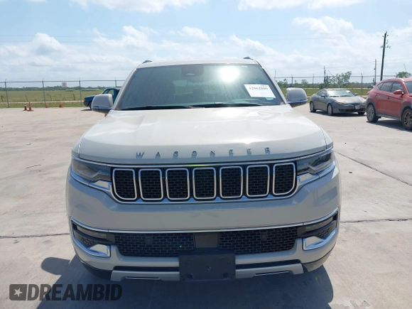 2022 Jeep Wagoneer Series II with VIN 1C4SJUBT2NS181344, listed as a IAAI auction lot 42062809 with 40,389 mi miles and . Bid and sale history available at DreamBid. Image 6.