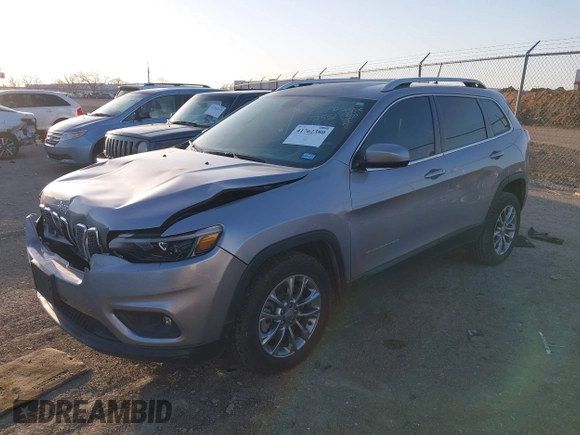 2019 Jeep Cherokee Latitude Plus with VIN 1C4PJLLB7KD128600, listed as a IAAI auction lot 41762380 with 44,740 mi miles. Bid and sale history available at carsss.com. Image 17.