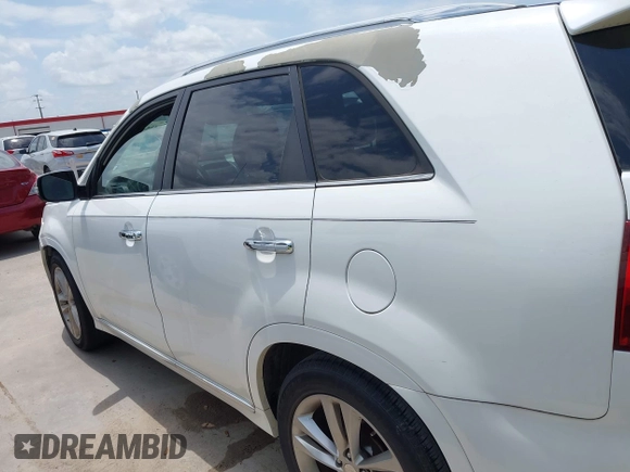 2014 Kia Sorento SX Limited with VIN 5XYKW4A74EG485464, listed as a IAAI auction lot 42546550 with 138,646 mi miles and . Bid and sale history available at DreamBid. Image 14.