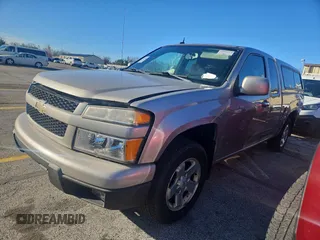 2009 Chevrolet Colorado Work Truck z VIN 1GCCS19E198127785, wystawiony jako Copart lot #85679794 z przebiegiem 167 149 mil mil oraz Czysty tytuł • Clean title. Historia ofert i sprzedaży dostępna na DreamBid. Obrazek 2.