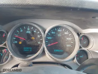 2008 Chevrolet Silverado 1500 LT w/1LT with VIN 1GCEC19018Z241255, listed as a IAAI auction lot 41473656 with 70,034 mi miles. Bid and sale history available at carsss.com. Image 7.
