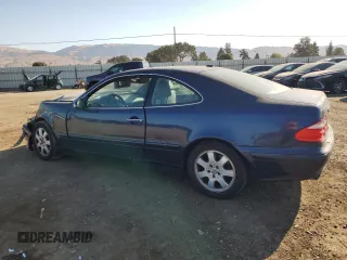2000 Mercedes-Benz CLK 320/430 with VIN WDBLJ65G4YF161087, listed as a Copart auction lot 73549254 with 236,864 mi miles and Salvage Title. Bid and sale history available at DreamBid. Image 2.
