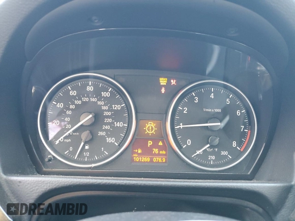 2007 BMW 3 Series 328i z VIN WBAWB33517PV74554, wystawiony jako Copart lot #52821695 z przebiegiem 101 269 mil mil oraz Szkoda całkowita • Salvage title. Historia ofert i sprzedaży dostępna na DreamBid. Obrazek 9.