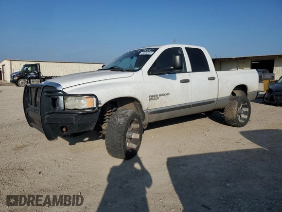 2005 Dodge 2500 SLT z VIN 3D7KS28C65G848499, wystawiony jako Copart lot #44324185 z przebiegiem 246 790 mil mil oraz Czysty tytuł • Clean title. Historia ofert i sprzedaży dostępna na DreamBid. Obrazek 1.