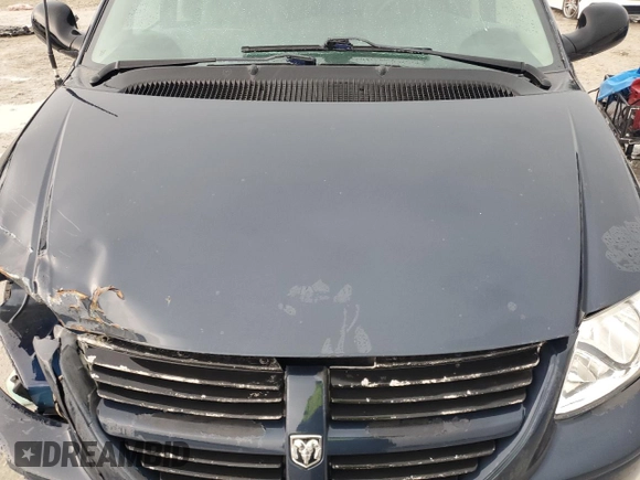 2005 Dodge Caravan SXT with VIN 1D4GP45R75B383992, listed as a Copart auction lot 64492435 with Not provided miles and Salvage title. Bid and sale history available at DreamBid. Image 12.