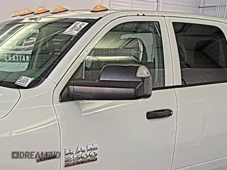2018 Ram 2500 Tradesman с VIN 3C6UR4HJ8JG274627, выставлен на аукционе IAAI как лот 42575840 с пробегом 152 686 миль миль и . История ставок и продаж доступна на DreamBid. Изображение 50.