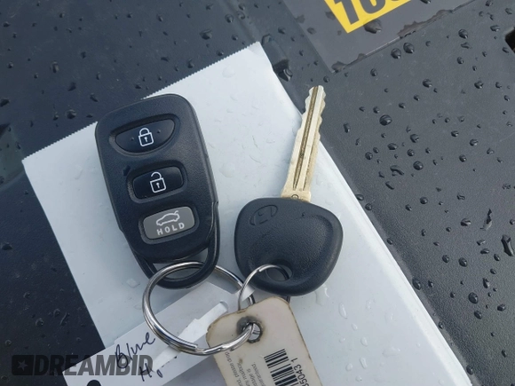 2015 Hyundai Elantra SE z VIN 5NPDH4AE6FH574254, wystawiony jako IAAI lot #41825995 z przebiegiem 107 080 mil mil oraz . Historia ofert i sprzedaży dostępna na DreamBid. Obrazek 11.