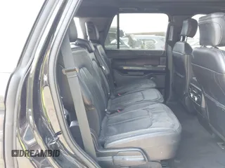 2019 Ford Expedition Limited with VIN 1FMJU1KT5KEA42669, listed as a IAAI auction lot 41649675 with 1 mi miles. Bid and sale history available at carsss.com. Image 8.