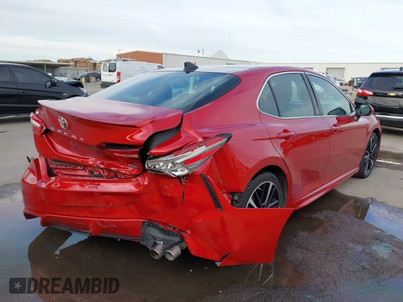 2019 Toyota Camry XSE with VIN 4T1B61HK0KU233466, listed as a IAAI auction lot 41035953 with 122,384 mi miles. Bid and sale history available at carsss.com. Image 4.
