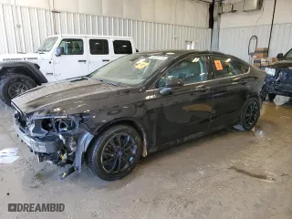 2020 Ford Fusion SE with VIN 3FA6P0HD4LR162494, listed as a Copart auction lot 48019175 with 71,534 mi miles and Salvage Title. Bid and sale history available at carsss.com. Image 1.