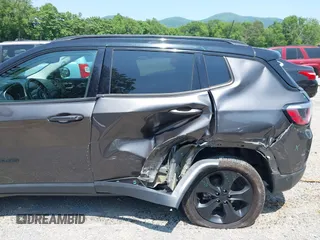 2019 Jeep Compass Latitude с VIN 3C4NJCBB1KT844217, выставлен на аукционе IAAI как лот 42383746 с пробегом 123 938 миль миль и . История ставок и продаж доступна на DreamBid. Изображение 17.
