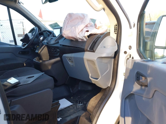 2019 Ford Transit with VIN 1FTYR1YM8KKB35286, listed as a IAAI auction lot 41296409 with 51,489 mi miles and . Bid and sale history available at DreamBid. Image 5.