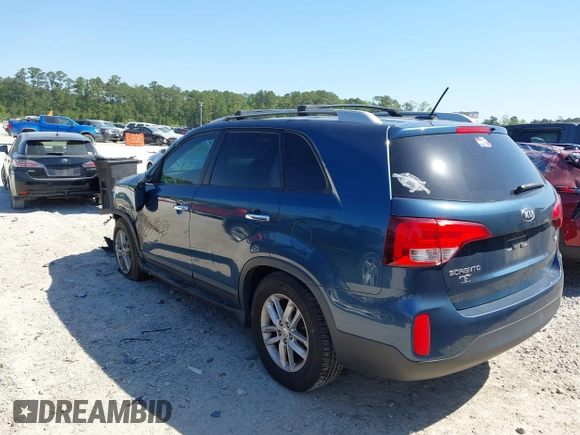 2014 Kia Sorento LX with VIN 5XYKT3A65EG474225, listed as a IAAI auction lot 42059313 with 190,803 mi miles and . Bid and sale history available at DreamBid. Image 3.