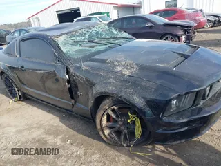 2006 Ford Mustang GT Deluxe with VIN 1ZVFT82H665172030, listed as a IAAI auction lot 41647093 with Not Provided miles and . Bid and sale history available at carsss.com. Image 6.
