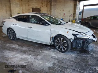 2020 Nissan Maxima Platinum with VIN 1N4AA6FV5LC385023, listed as a IAAI auction lot 41340116 with 82,924 mi miles and . Bid and sale history available at DreamBid. Image 1.