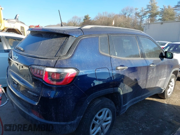 2017 Jeep Compass Sport z VIN 3C4NJDABXHT688890, wystawiony jako IAAI lot #41401246 z przebiegiem 57 811 mil mil oraz . Historia ofert i sprzedaży dostępna na DreamBid. Obrazek 4.