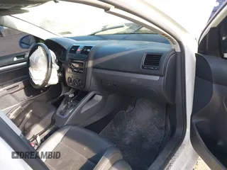 2008 Volkswagen Jetta SE with VIN 3VWRM71K38M023413, listed as a IAAI auction lot 41598150 with 155,922 mi miles and . Bid and sale history available at DreamBid. Image 5.