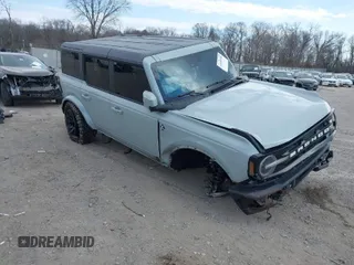 2023 Ford Bronco with VIN 1FMDE5BH1PLB96263, listed as a IAAI auction lot 41689199 with 27,761 mi miles. Bid and sale history available at carsss.com. Image 1.