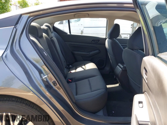 2024 Nissan Altima SV z VIN 1N4BL4DV4RN385646, wystawiony jako IAAI lot #42422125 z przebiegiem 27 335 mil mil oraz . Historia ofert i sprzedaży dostępna na DreamBid. Obrazek 8.