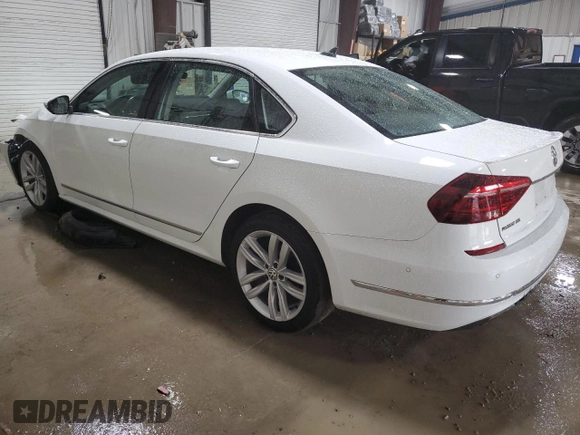 2018 Volkswagen Passat SEL Premium z VIN 1VWCA7A33JC017304, wystawiony jako Copart lot #86557824 z przebiegiem 74 001 mil mil oraz Szkoda całkowita • Salvage title. Historia ofert i sprzedaży dostępna na DreamBid. Obrazek 2.