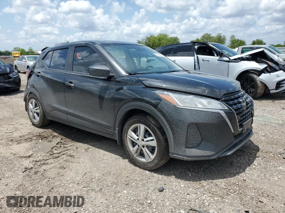 2022 Nissan Kicks S z VIN 3N1CP5BV1NL511552, wystawiony jako Copart lot #56140805 z przebiegiem 70 067 mil mil oraz Szkoda całkowita • Salvage title. Historia ofert i sprzedaży dostępna na DreamBid. Obrazek 4.