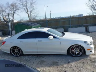 2014 Mercedes-Benz CLS 550 с VIN WDDLJ9BB4EA101031, выставлен на аукционе IAAI как лот 41766952 с пробегом 104 715 миль миль и . История ставок и продаж доступна на DreamBid. Изображение 13.